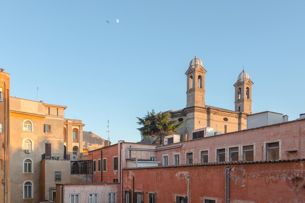 Townhouse By The Spanish Steps Rome Room photo