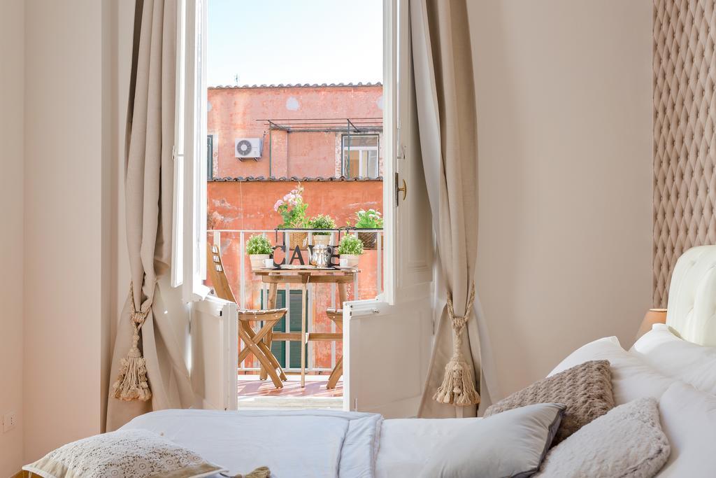 Townhouse By The Spanish Steps Rome Room photo